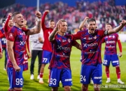 英雄联盟总决赛-阿贾克斯小组赛表现不俗，晋级八强