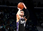 -火箭绝杀上海队，麦科勒姆状态火热