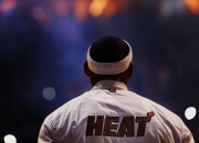 英雄联盟总决赛时间-两种绽放，巨星舞台与团队土壤