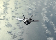 英雄联盟总决赛直播-平行时空的竞技场，F1街道赛的轰鸣与篮球场的终场绝杀