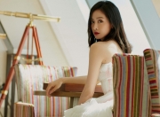 LOL决赛-巨人之锁，杰伦格林禁区的沉默统治，掘金险胜国王背后暗藏玄机