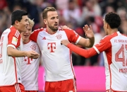 LOL决赛-纷争不断，欧洲足球赛场热度不减