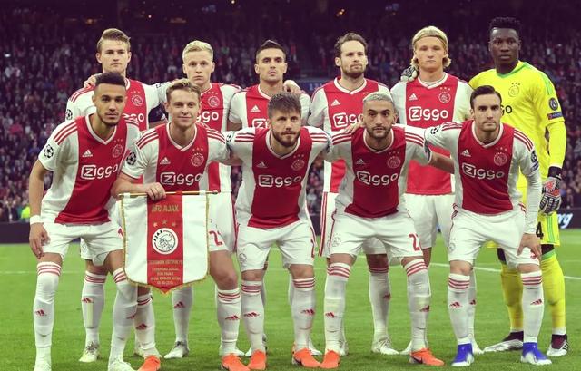 阿贾克斯再次晋级,欧冠惊艳表现 阿贾克斯再次晋级,欧冠惊艳表现