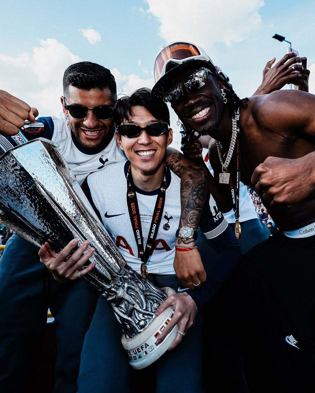 包含欧联赛事掀起狂潮,球队实力较量路漫漫!的词条 包含欧联赛事掀起狂潮,球队实力较量路漫漫!的词条