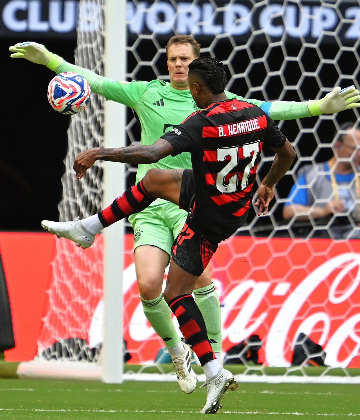 拜仁横扫皇马,晋级八强 拜仁横扫皇马,晋级八强