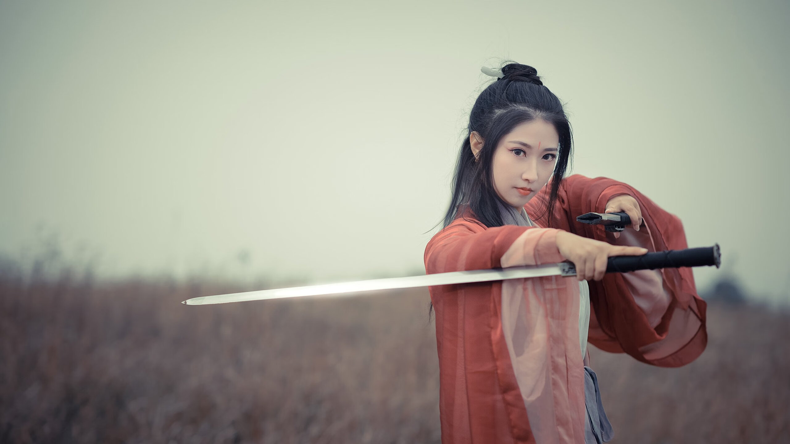 猛龙群爪锁雄鹿，浓眉单臂定乾坤，节奏掌控与关键先生的胜利辩证法